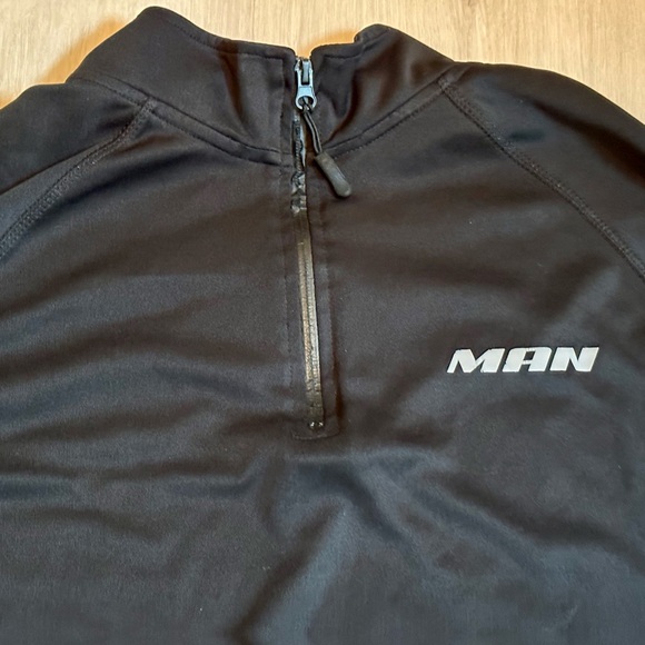 Black boohooMAN Active Fit 1/4 Zip Top, Size Large - Gym Style & Functionality - Picture 8 of 16